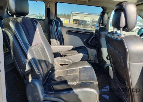 2013 Chrysler Town & Country Limited z USA, uszkodzony, nr VIN 2C4RC1GG0DR579400